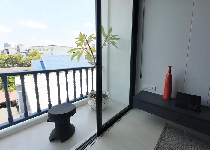 Terrest Maison On Nut Aparthotel 4*